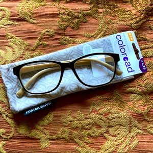 NWT coloread by Foster Grant readers and case.